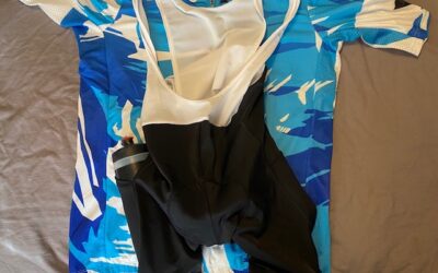 NeoPro Cycling Kit Review: Splash Jersey & Cargo Bib Shorts